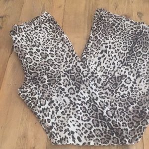 Stretch Leopard Flares